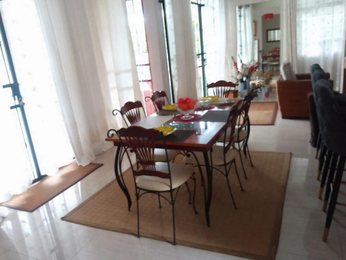 Lakaz Du Bonheur Holiday home *